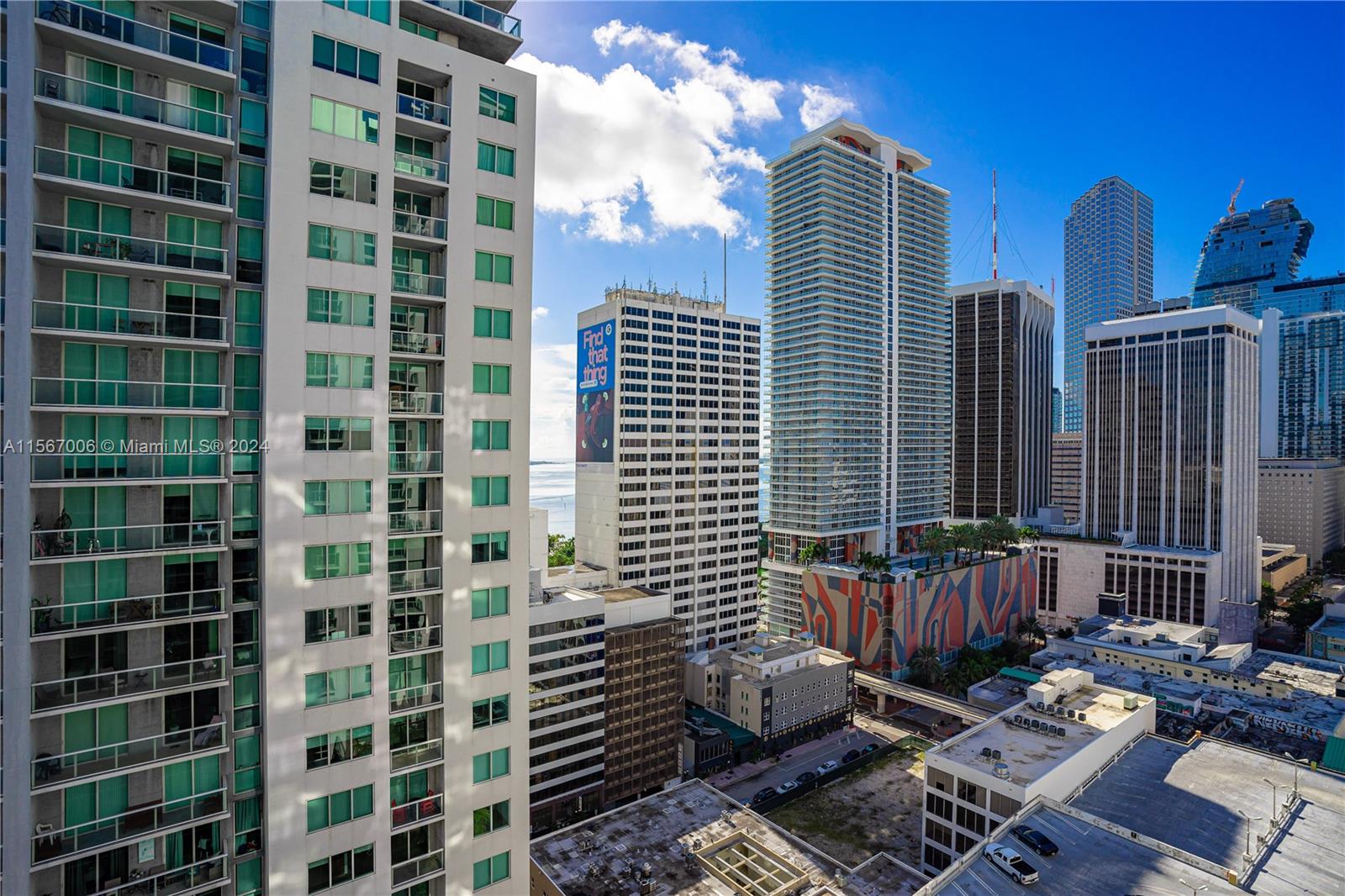 227 NE 2nd St 2211, Miami, Florida 33132, ,1 BathroomBathrooms,Residentiallease,For Rent,227 NE 2nd St 2211,A11567006