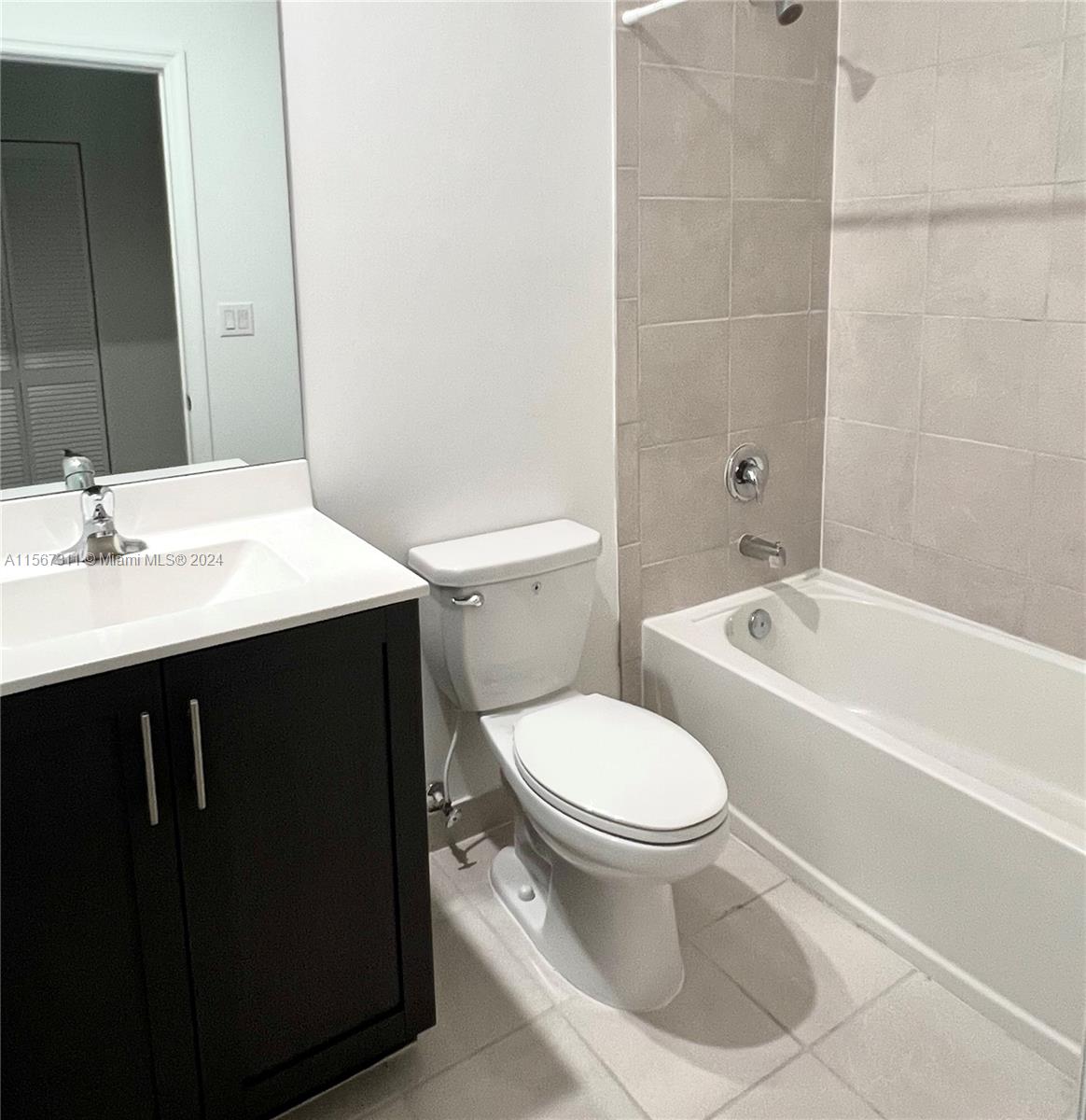 25134 SW 108th Ct, Homestead, Florida 33032, 3 Bedrooms Bedrooms, ,2 BathroomsBathrooms,Residentiallease,For Rent,25134 SW 108th Ct,A11567311