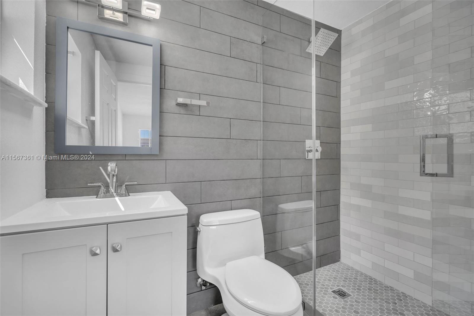 3335 NW 19 St, Miami, Florida 33125, 4 Bedrooms Bedrooms, ,2 BathroomsBathrooms,Residentiallease,For Rent,3335 NW 19 St,A11567361