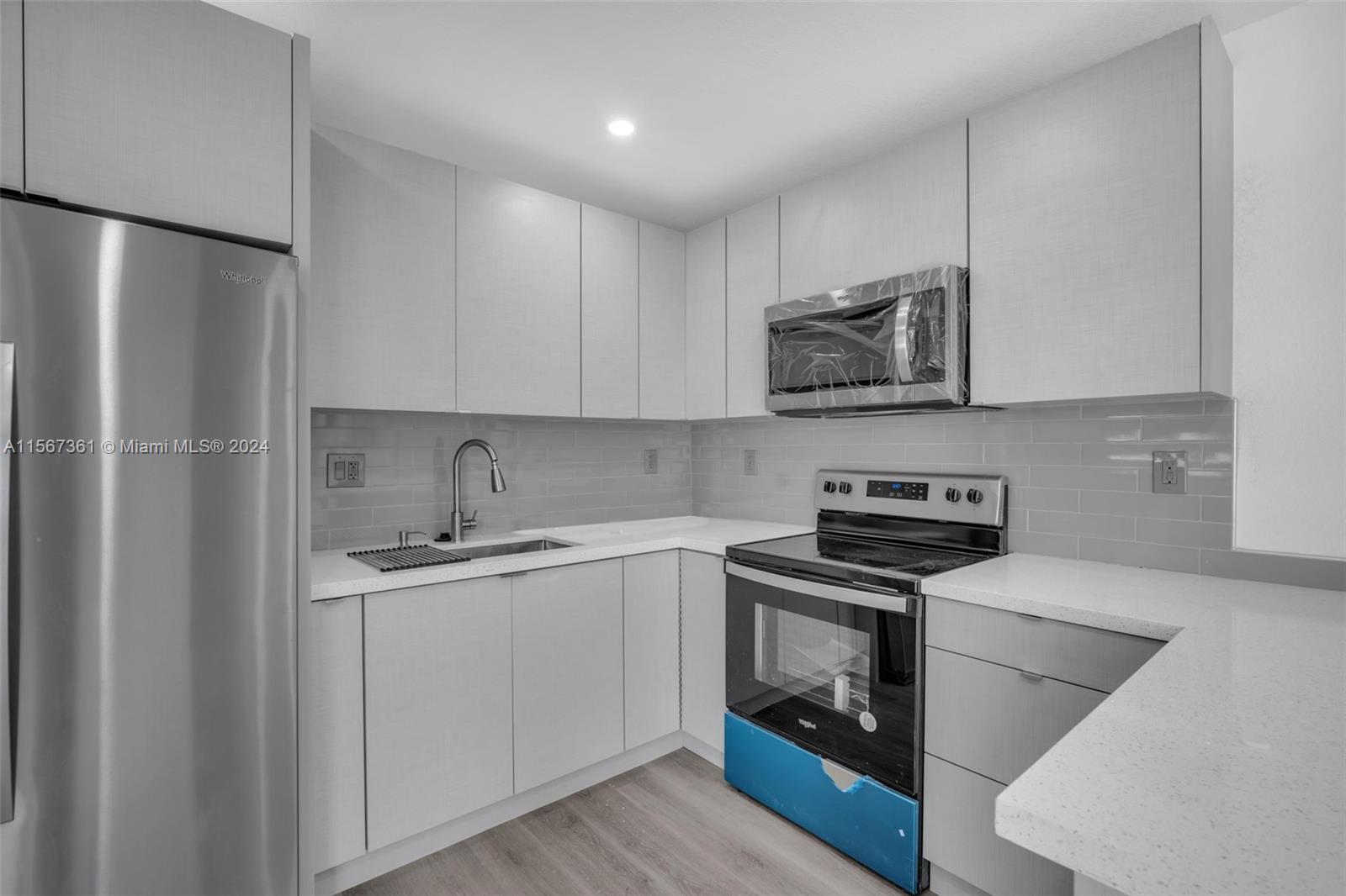 3335 NW 19 St, Miami, Florida 33125, 4 Bedrooms Bedrooms, ,2 BathroomsBathrooms,Residentiallease,For Rent,3335 NW 19 St,A11567361