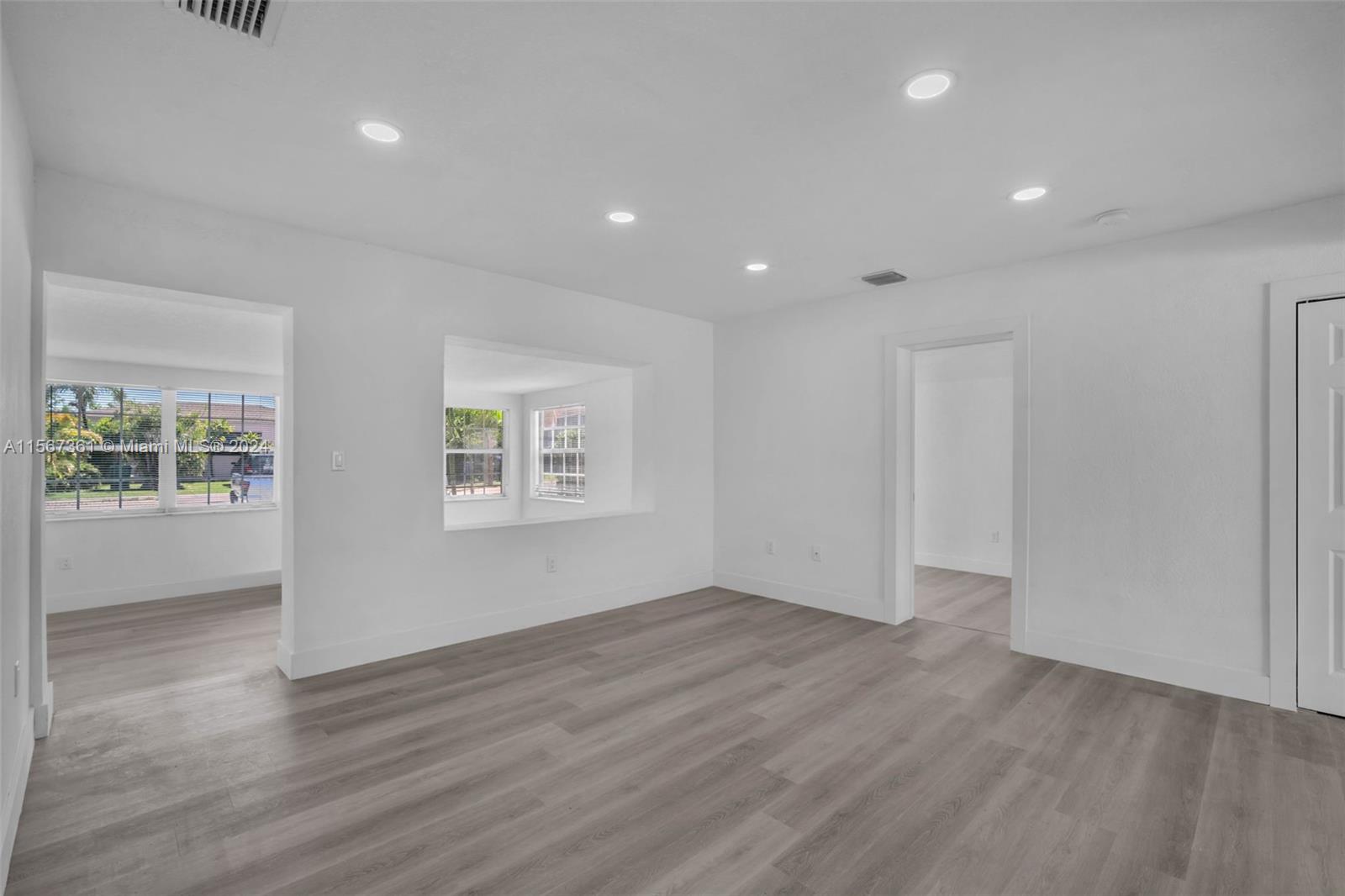 3335 NW 19 St, Miami, Florida 33125, 4 Bedrooms Bedrooms, ,2 BathroomsBathrooms,Residentiallease,For Rent,3335 NW 19 St,A11567361