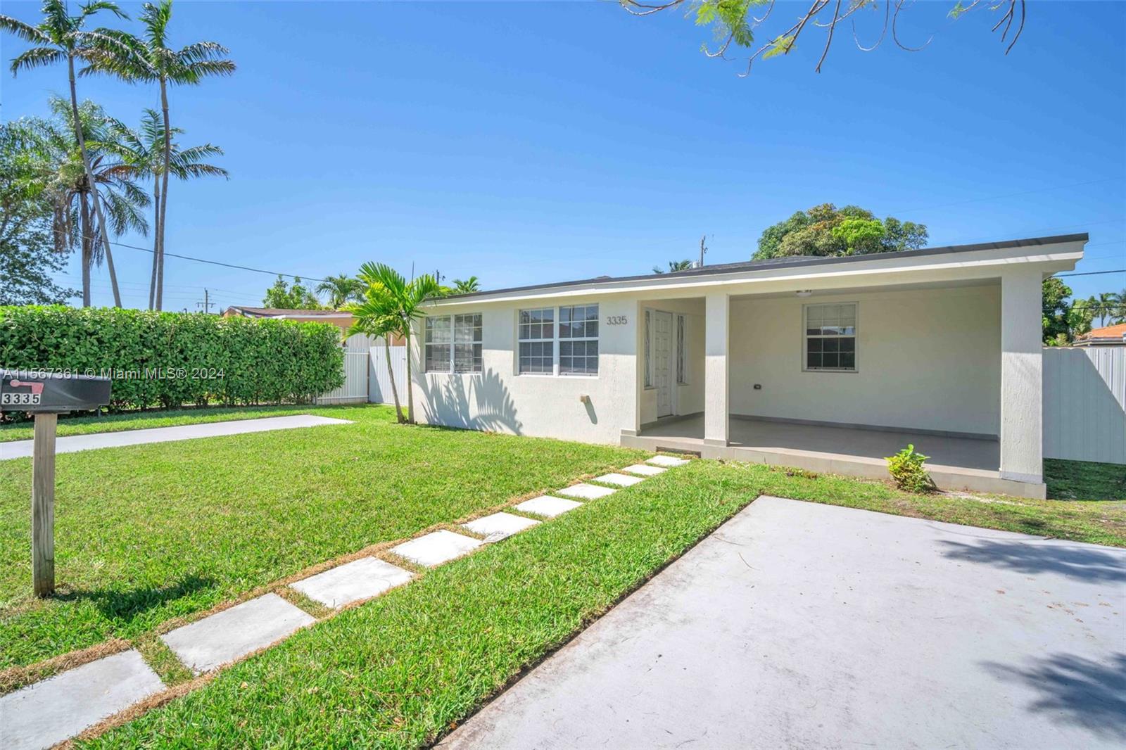 3335 NW 19 St, Miami, Florida 33125, 4 Bedrooms Bedrooms, ,2 BathroomsBathrooms,Residentiallease,For Rent,3335 NW 19 St,A11567361