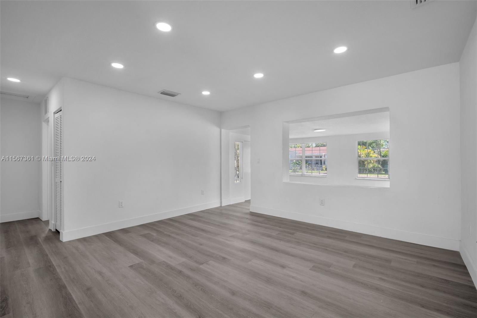 3335 NW 19 St, Miami, Florida 33125, 4 Bedrooms Bedrooms, ,2 BathroomsBathrooms,Residentiallease,For Rent,3335 NW 19 St,A11567361