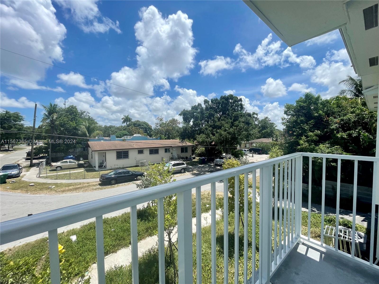 77 NE 64th St 77, Miami, Florida 33138, 3 Bedrooms Bedrooms, ,2 BathroomsBathrooms,Residentiallease,For Rent,77 NE 64th St 77,A11567365