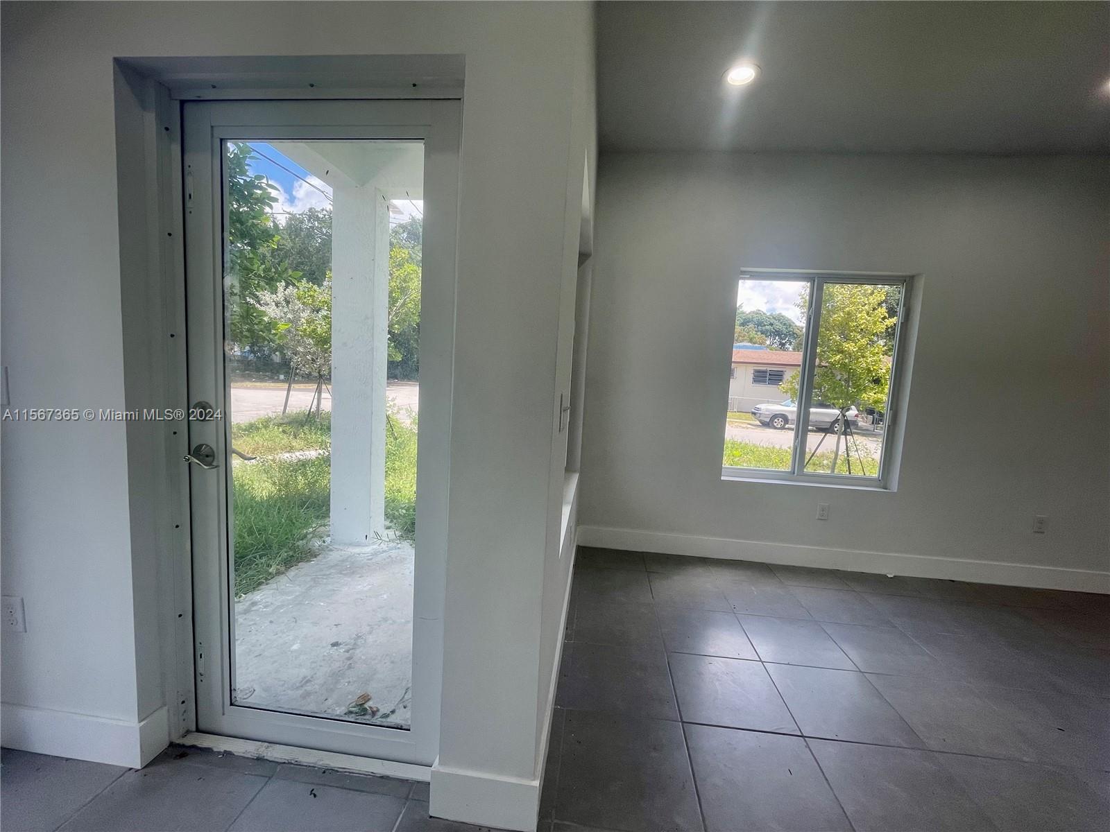 77 NE 64th St 77, Miami, Florida 33138, 3 Bedrooms Bedrooms, ,2 BathroomsBathrooms,Residentiallease,For Rent,77 NE 64th St 77,A11567365