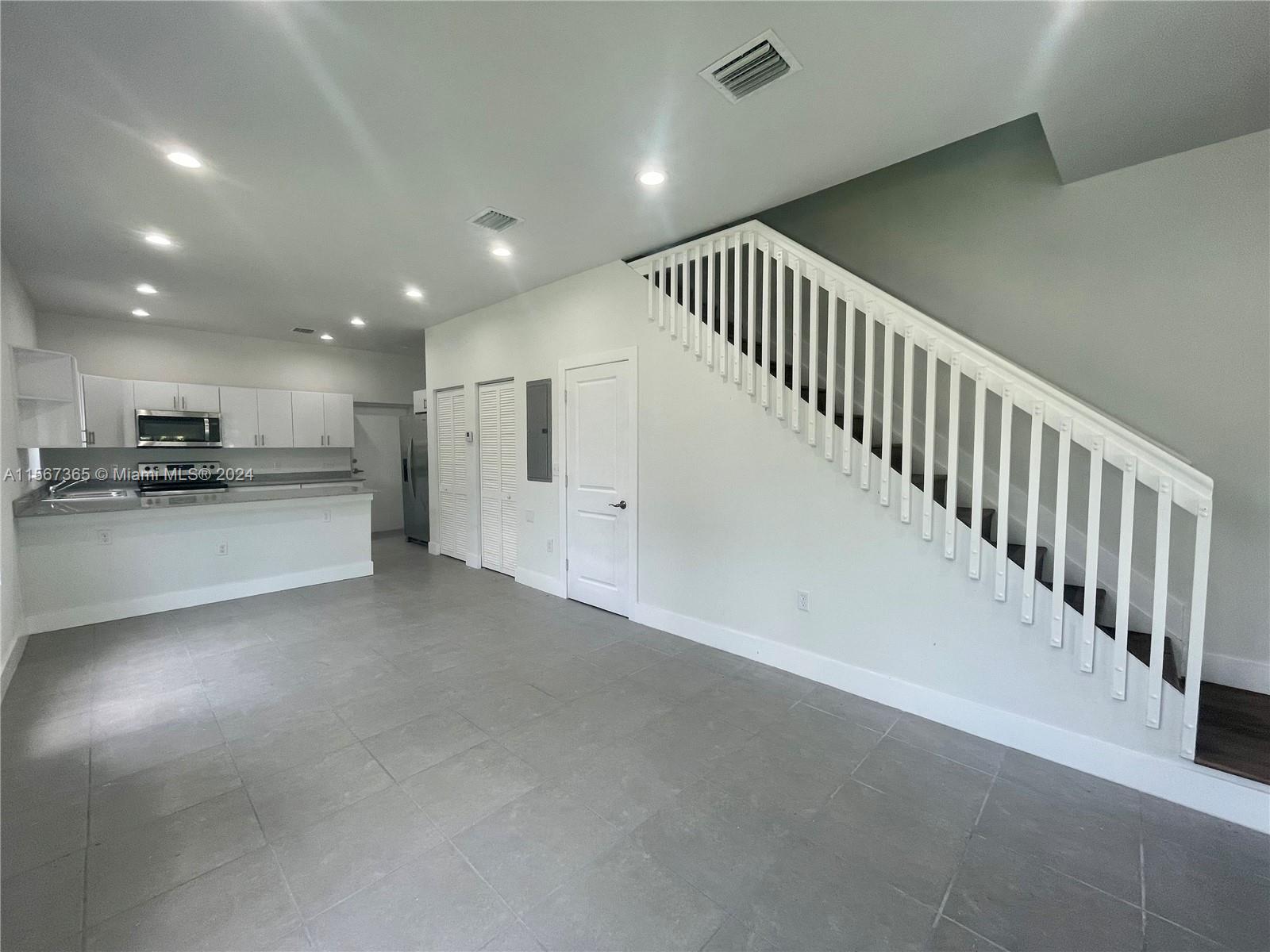 77 NE 64th St 77, Miami, Florida 33138, 3 Bedrooms Bedrooms, ,2 BathroomsBathrooms,Residentiallease,For Rent,77 NE 64th St 77,A11567365