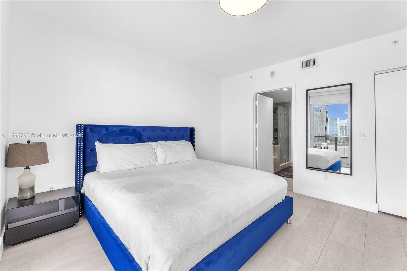 488 NE 18th St 4311, Miami, Florida 33132, 2 Bedrooms Bedrooms, ,3 BathroomsBathrooms,Residentiallease,For Rent,488 NE 18th St 4311,A11565795