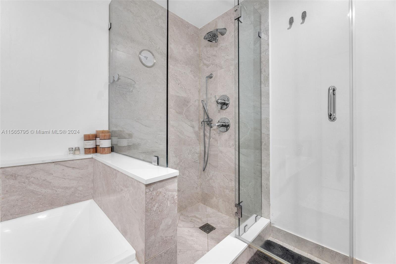 488 NE 18th St 4311, Miami, Florida 33132, 2 Bedrooms Bedrooms, ,3 BathroomsBathrooms,Residentiallease,For Rent,488 NE 18th St 4311,A11565795