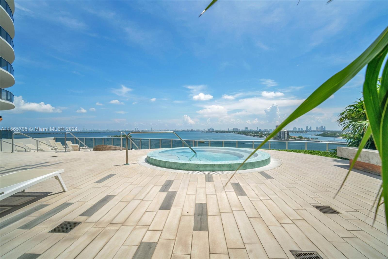 488 NE 18th St 4311, Miami, Florida 33132, 2 Bedrooms Bedrooms, ,3 BathroomsBathrooms,Residentiallease,For Rent,488 NE 18th St 4311,A11565795