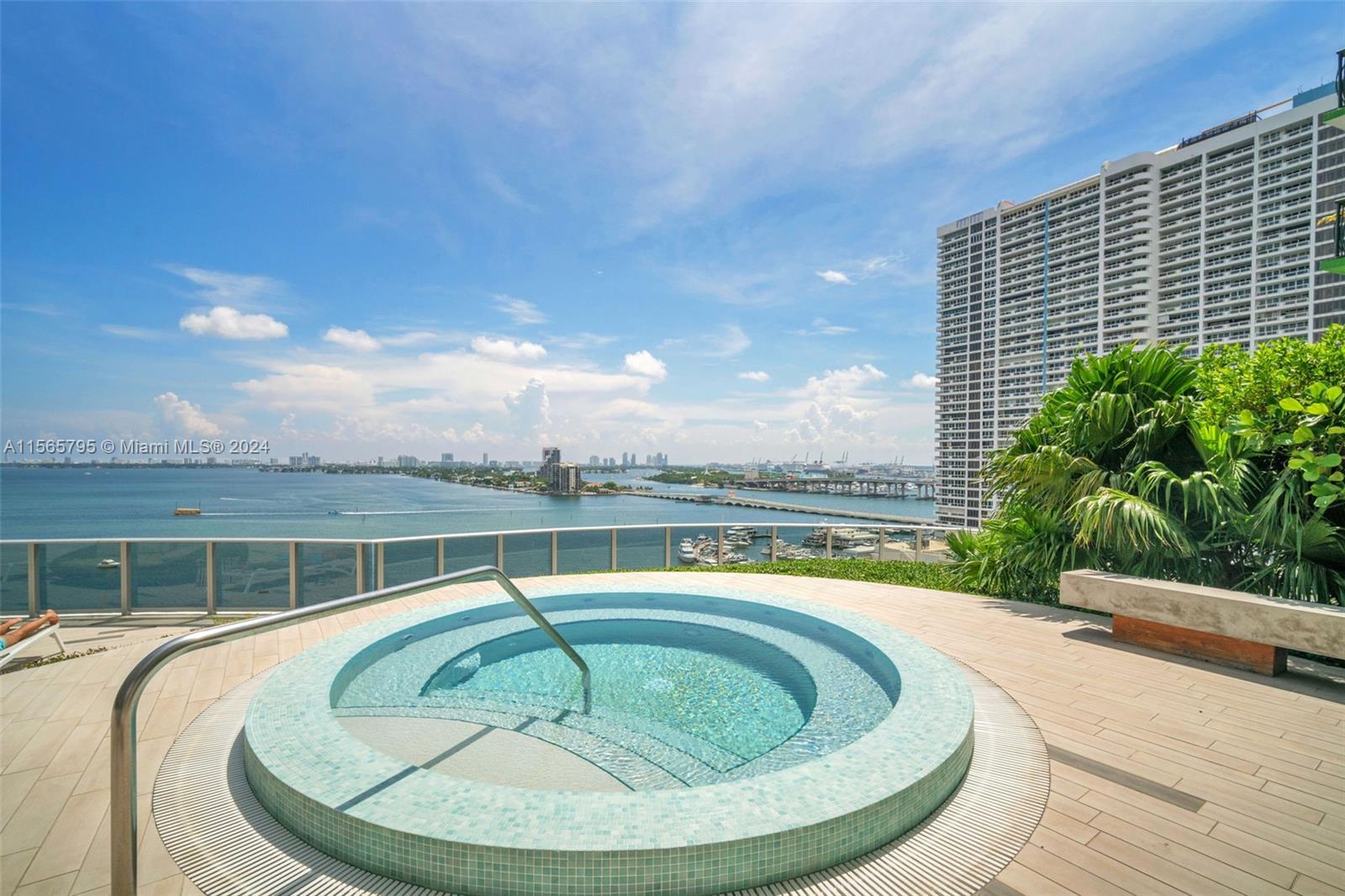 488 NE 18th St 4311, Miami, Florida 33132, 2 Bedrooms Bedrooms, ,3 BathroomsBathrooms,Residentiallease,For Rent,488 NE 18th St 4311,A11565795