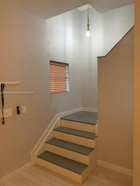 215 SW 6th Pl 215, Pompano Beach, Florida 33060, 4 Bedrooms Bedrooms, ,3 BathroomsBathrooms,Residential,For Sale,215 SW 6th Pl 215,A11566555