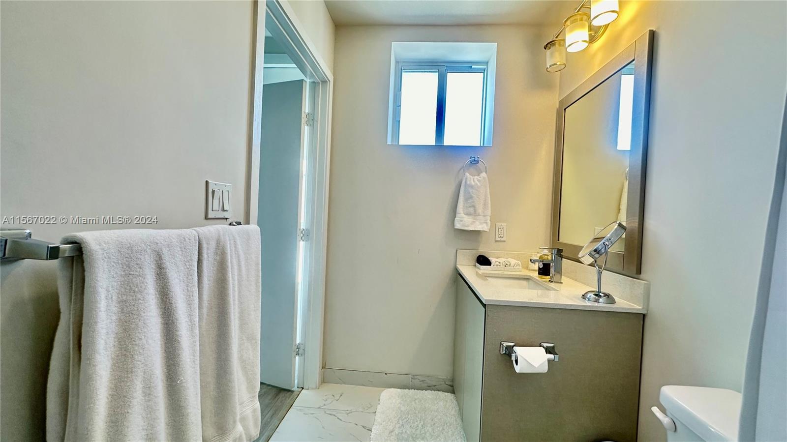 2535 NE 193rd St 3202, Miami, Florida 33180, 2 Bedrooms Bedrooms, ,2 BathroomsBathrooms,Residentiallease,For Rent,2535 NE 193rd St 3202,A11567022