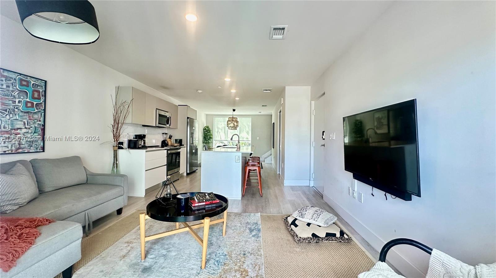 2535 NE 193rd St 3202, Miami, Florida 33180, 2 Bedrooms Bedrooms, ,2 BathroomsBathrooms,Residentiallease,For Rent,2535 NE 193rd St 3202,A11567022