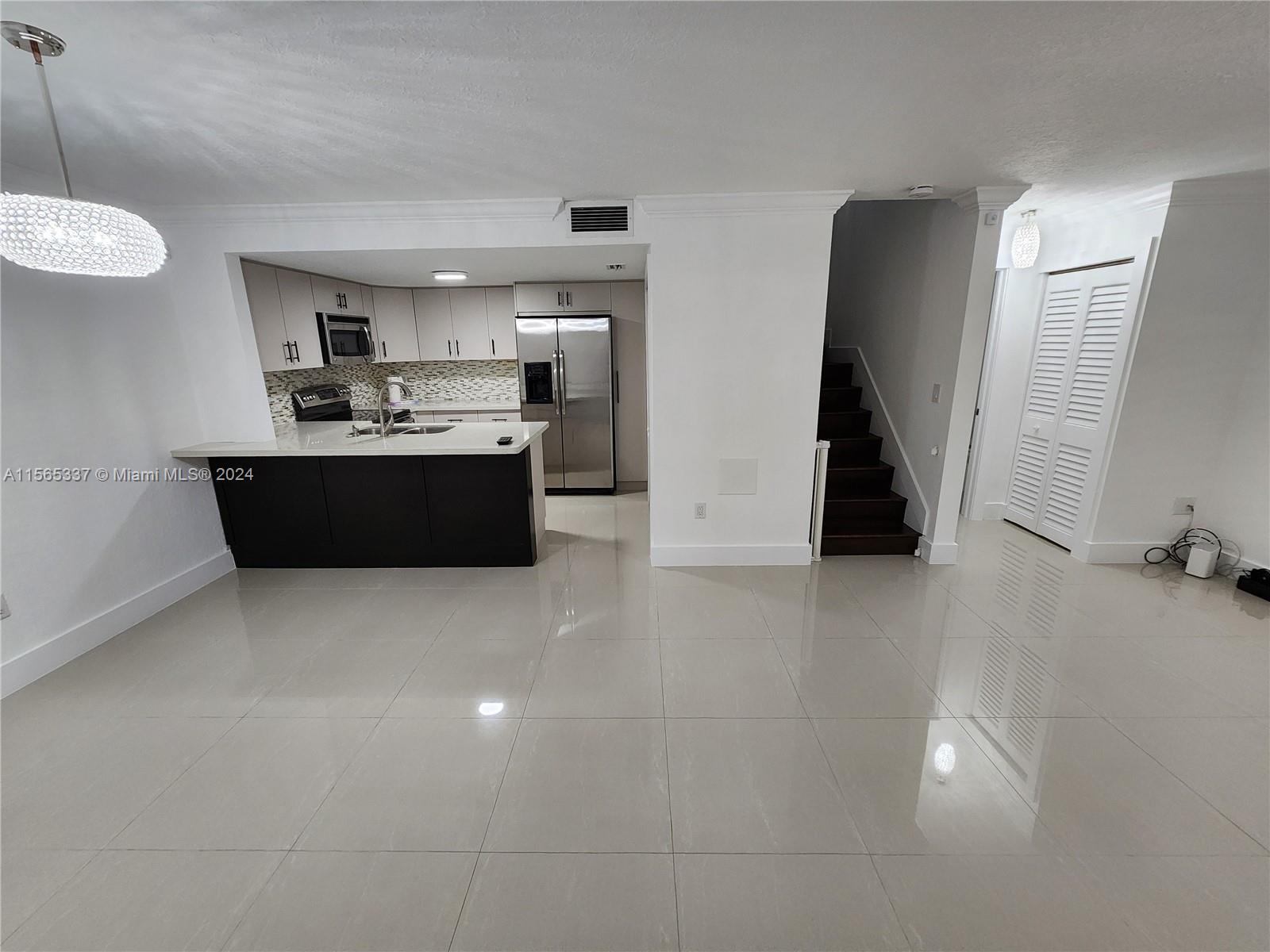 4550 SW 68th Ct Cir 8, Miami, Florida 33155, 1 Bedroom Bedrooms, ,1 BathroomBathrooms,Residential,For Sale,4550 SW 68th Ct Cir 8,A11565337