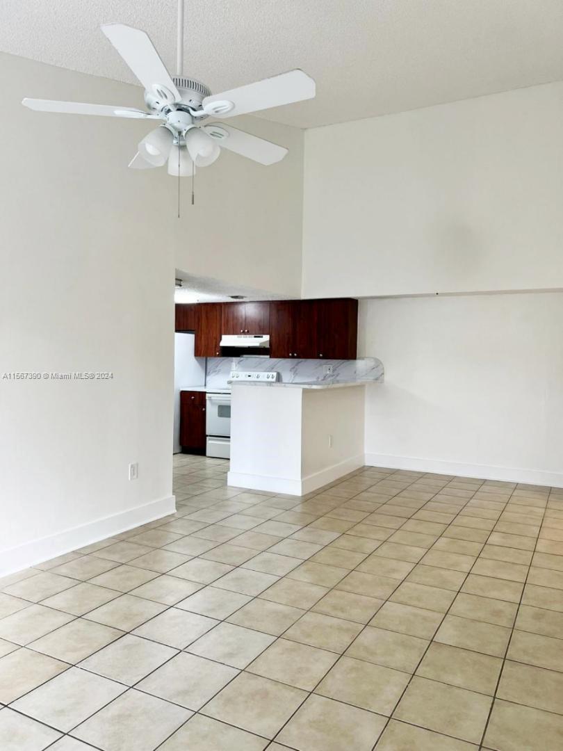 7200 NW 179th St 303, Hialeah, Florida 33015, 2 Bedrooms Bedrooms, ,2 BathroomsBathrooms,Residentiallease,For Rent,7200 NW 179th St 303,A11567390