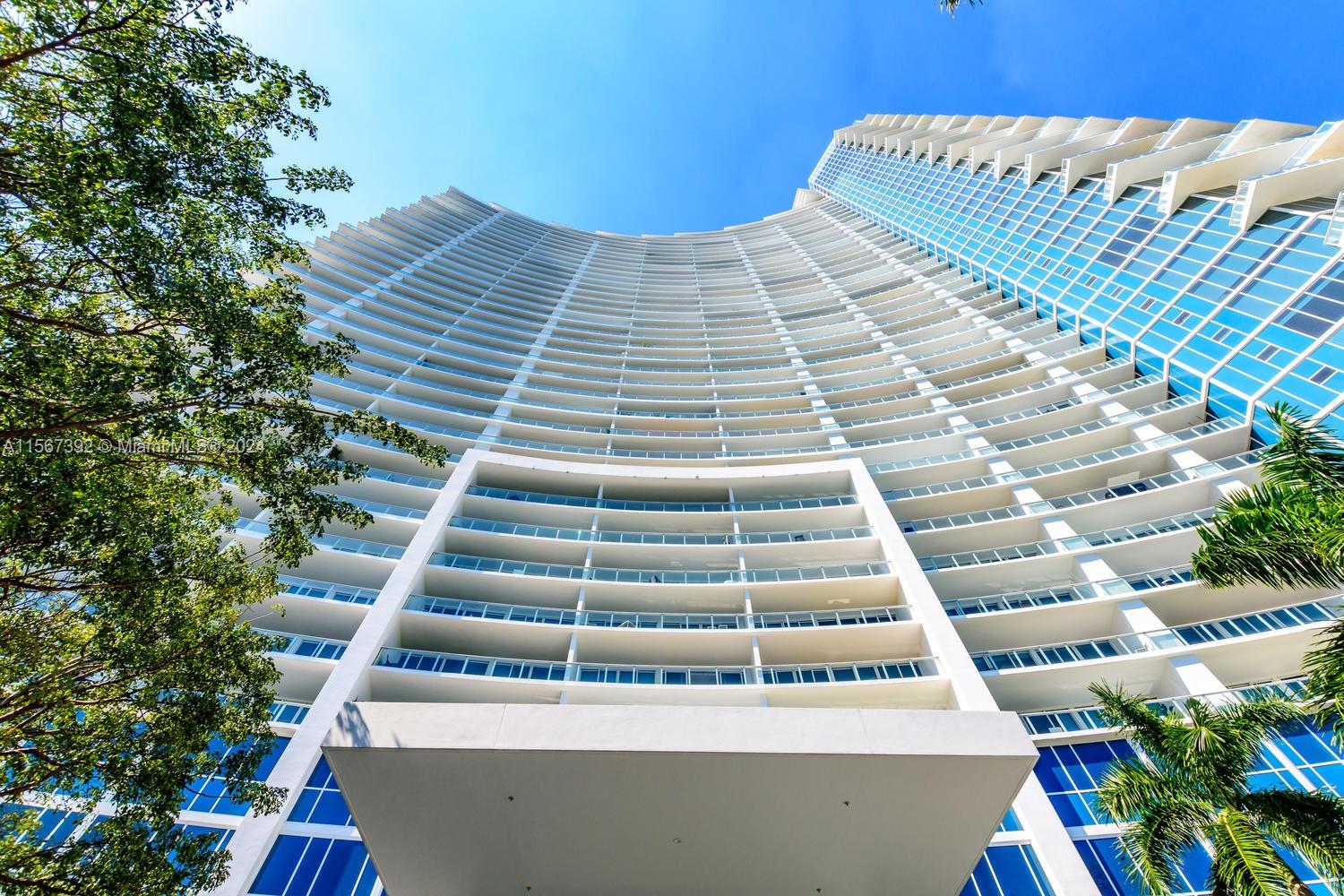 2020 N Bayshore Dr 2405, Miami, Florida 33137, 2 Bedrooms Bedrooms, ,2 BathroomsBathrooms,Residentiallease,For Rent,2020 N Bayshore Dr 2405,A11567392