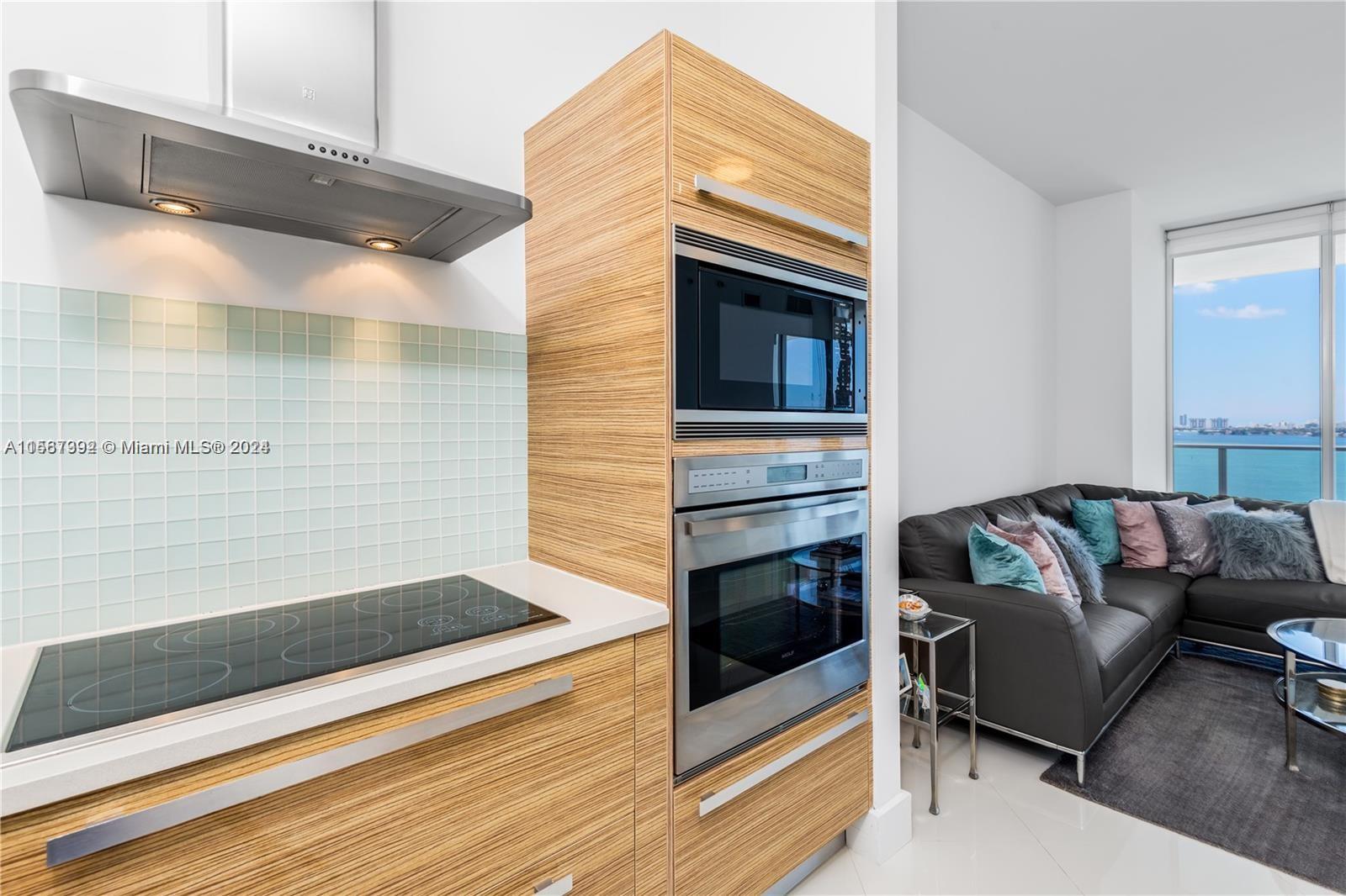 2020 N Bayshore Dr 2405, Miami, Florida 33137, 2 Bedrooms Bedrooms, ,2 BathroomsBathrooms,Residentiallease,For Rent,2020 N Bayshore Dr 2405,A11567392