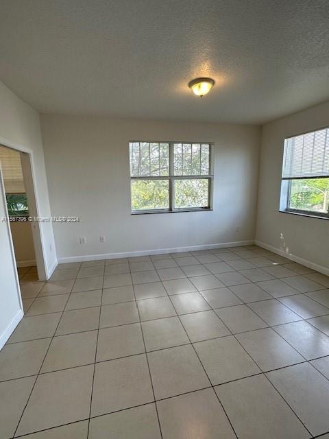 843 SW 13th AV 301, Miami, Florida 33135, 2 Bedrooms Bedrooms, ,1 BathroomBathrooms,Residentiallease,For Rent,843 SW 13th AV 301,A11567396