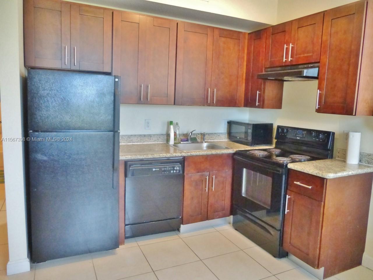 843 SW 13th AV 306, Miami, Florida 33135, 1 Bedroom Bedrooms, ,1 BathroomBathrooms,Residentiallease,For Rent,843 SW 13th AV 306,A11567398