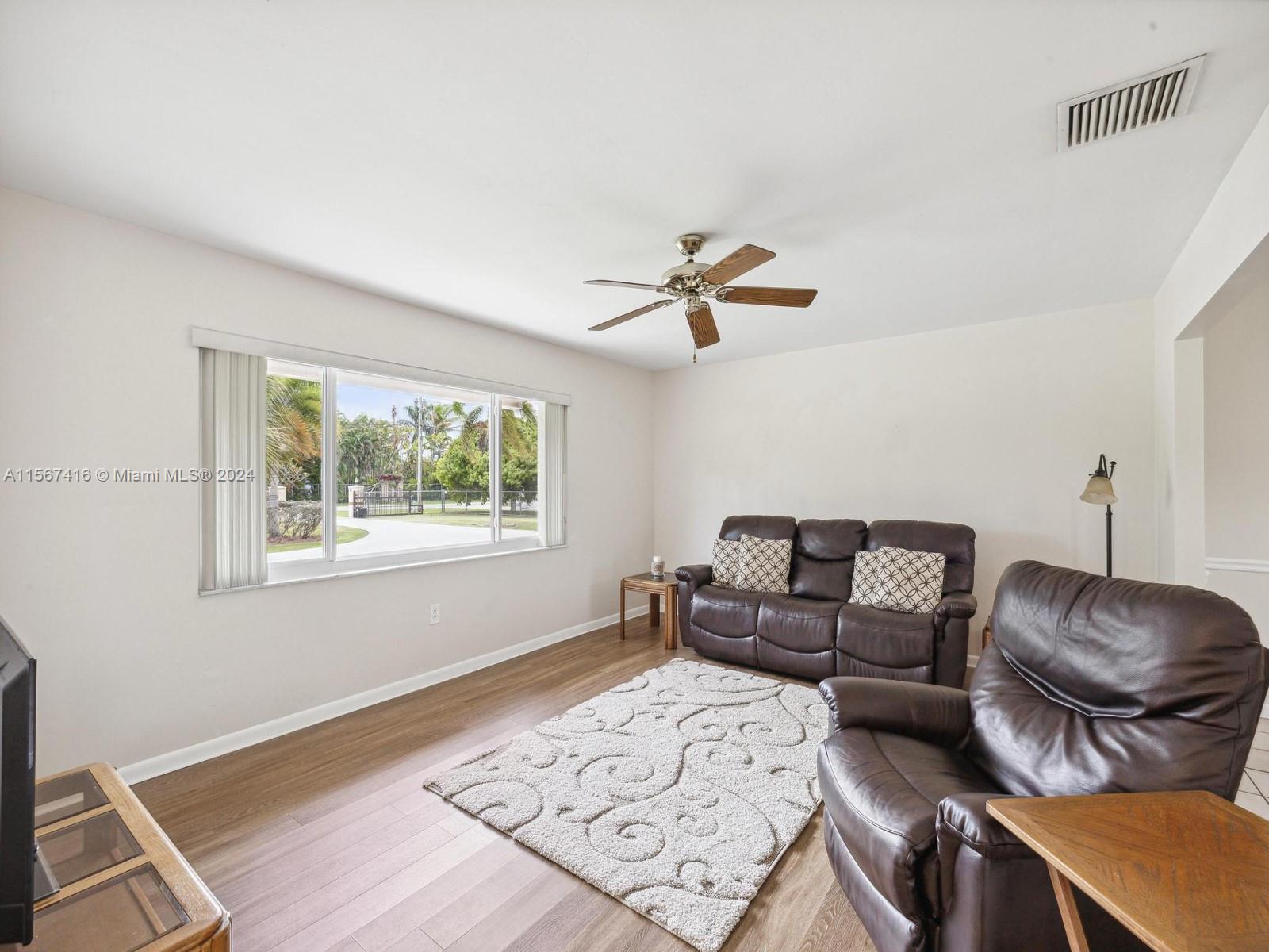 19325 SW 312th St, Homestead, Florida 33030, 3 Bedrooms Bedrooms, 1 Room Rooms,2 BathroomsBathrooms,Residential,For Sale,19325 SW 312th St,A11567416