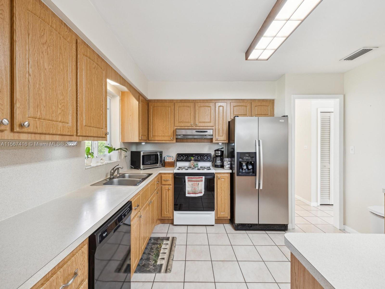 19325 SW 312th St, Homestead, Florida 33030, 3 Bedrooms Bedrooms, 1 Room Rooms,2 BathroomsBathrooms,Residential,For Sale,19325 SW 312th St,A11567416