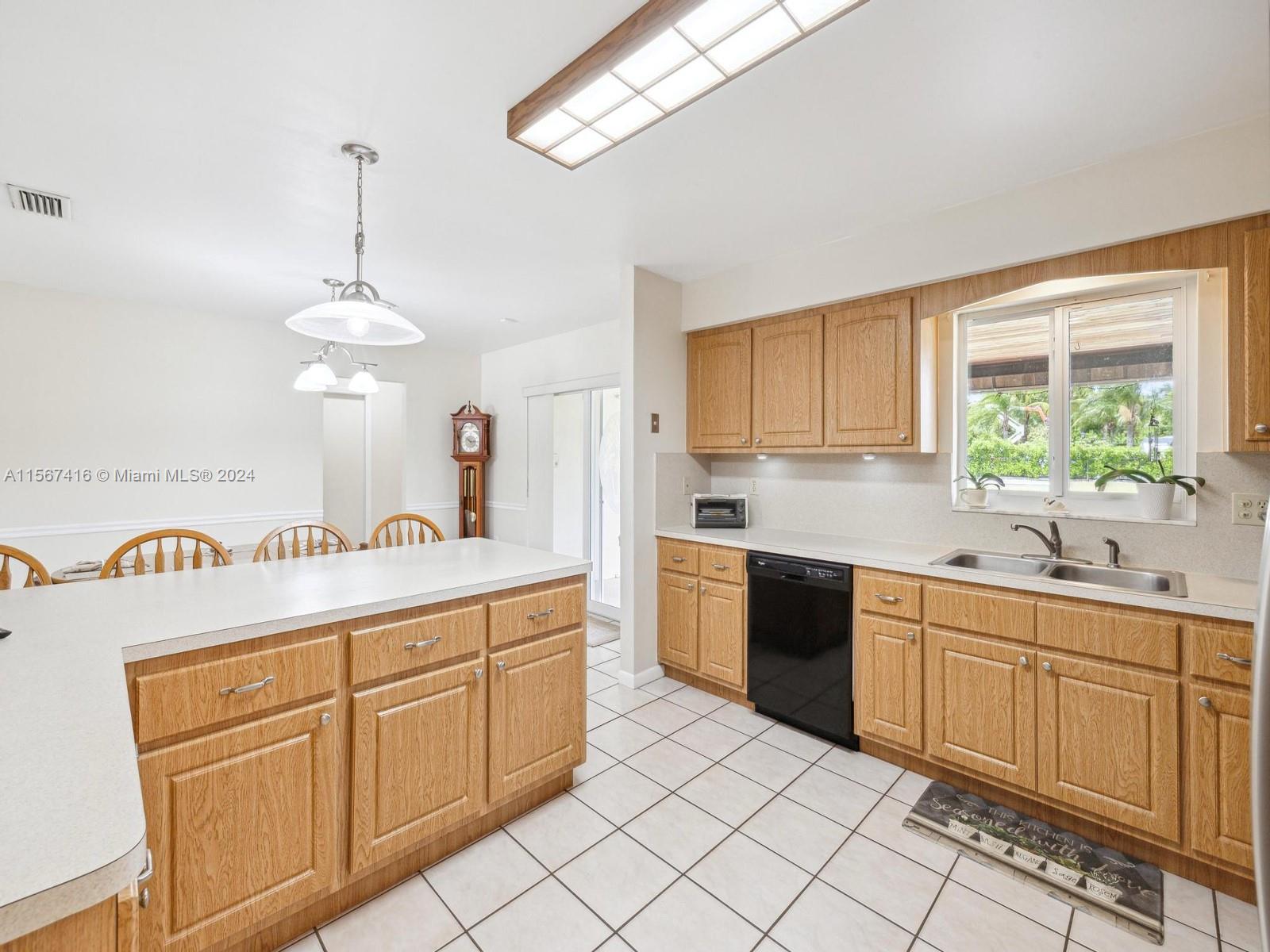 19325 SW 312th St, Homestead, Florida 33030, 3 Bedrooms Bedrooms, 1 Room Rooms,2 BathroomsBathrooms,Residential,For Sale,19325 SW 312th St,A11567416