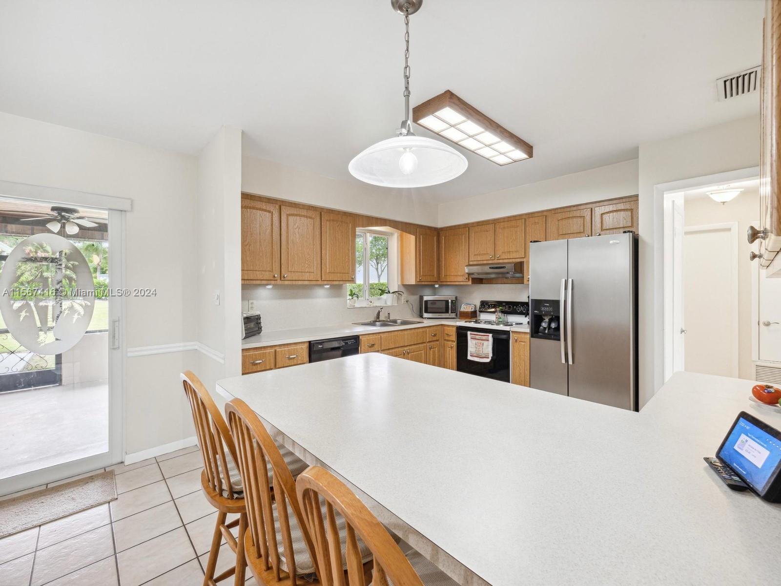 19325 SW 312th St, Homestead, Florida 33030, 3 Bedrooms Bedrooms, 1 Room Rooms,2 BathroomsBathrooms,Residential,For Sale,19325 SW 312th St,A11567416