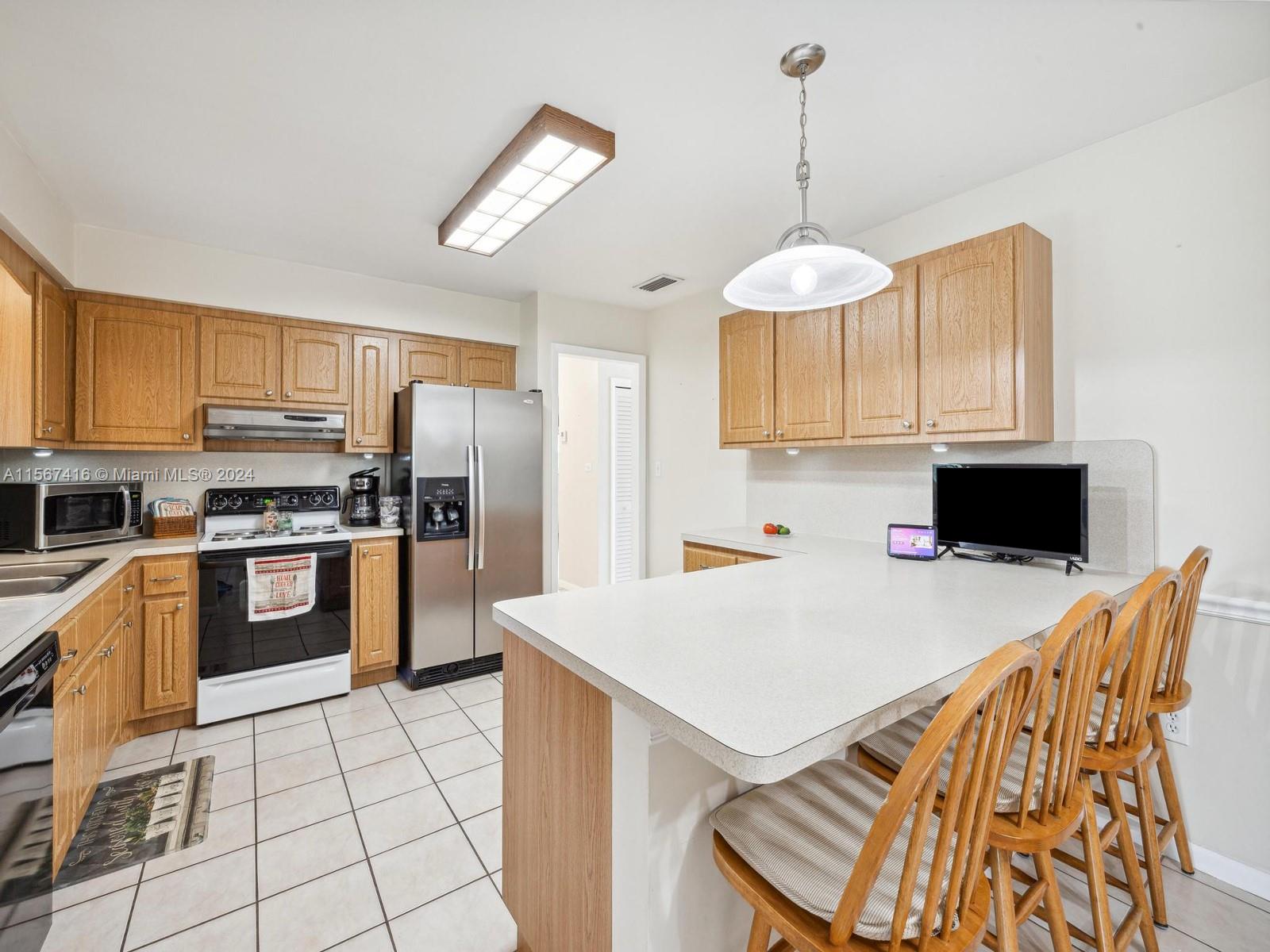 19325 SW 312th St, Homestead, Florida 33030, 3 Bedrooms Bedrooms, 1 Room Rooms,2 BathroomsBathrooms,Residential,For Sale,19325 SW 312th St,A11567416