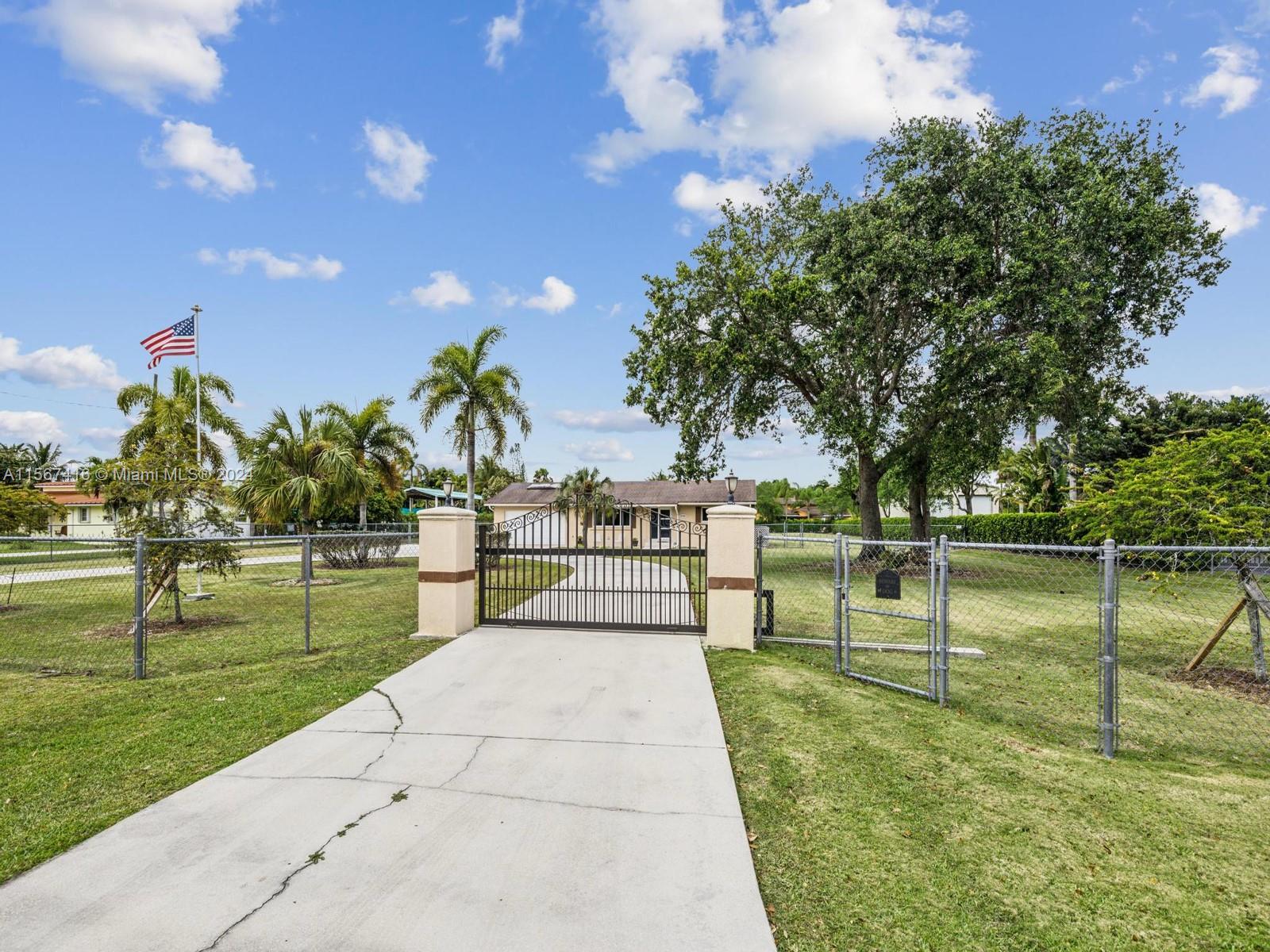 19325 SW 312th St, Homestead, Florida 33030, 3 Bedrooms Bedrooms, 1 Room Rooms,2 BathroomsBathrooms,Residential,For Sale,19325 SW 312th St,A11567416