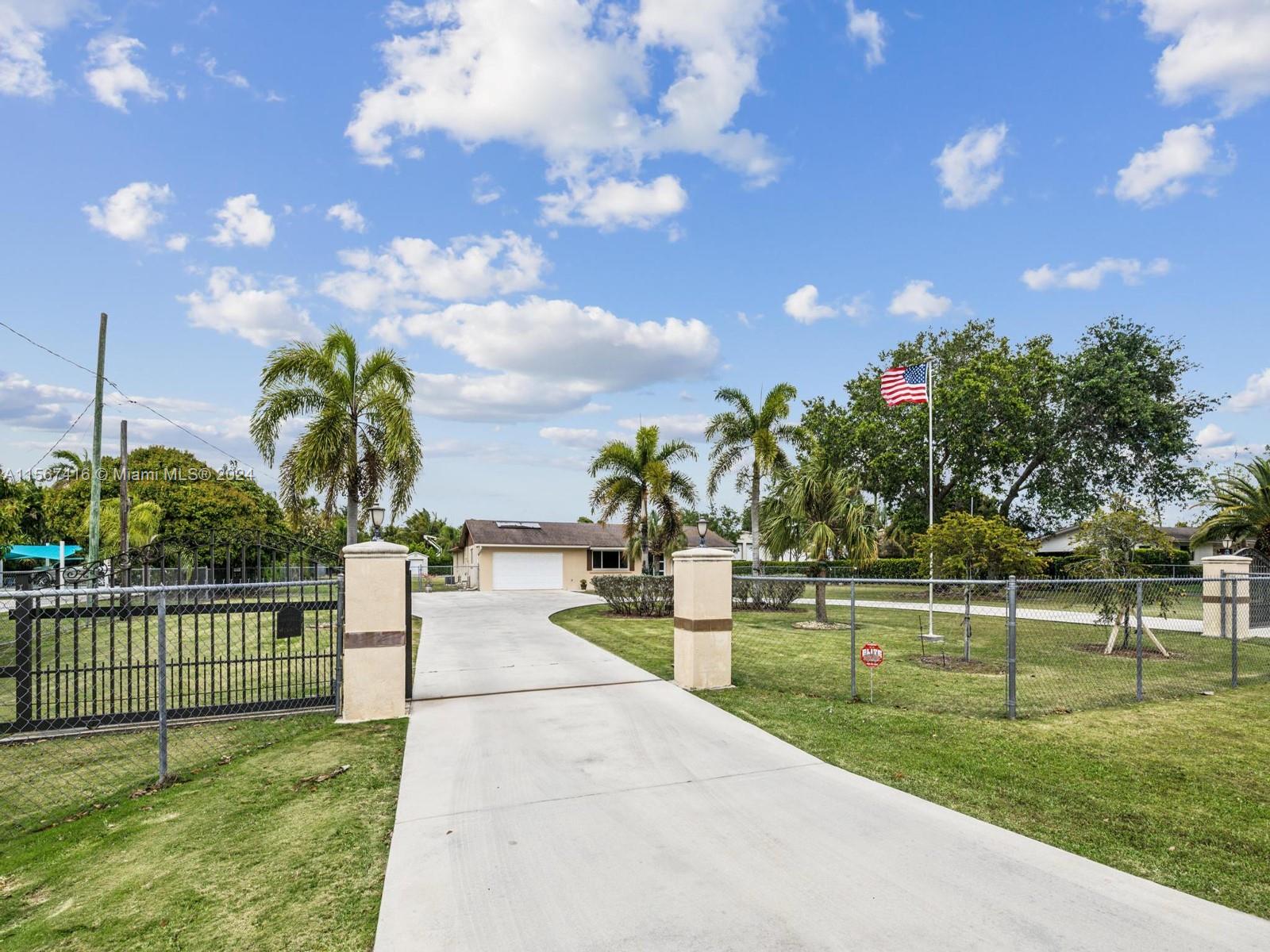 19325 SW 312th St, Homestead, Florida 33030, 3 Bedrooms Bedrooms, 1 Room Rooms,2 BathroomsBathrooms,Residential,For Sale,19325 SW 312th St,A11567416