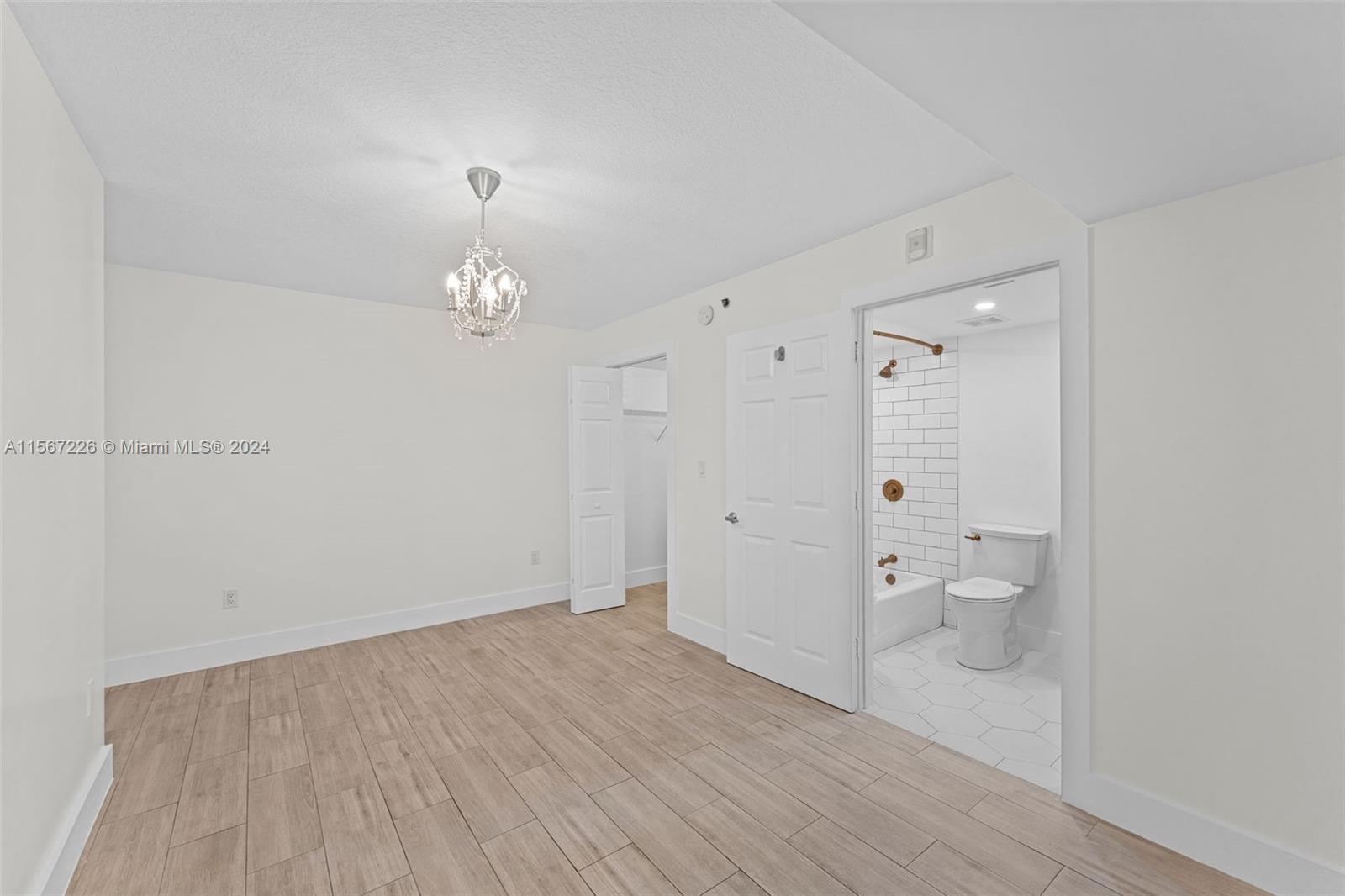 2415 NW 16th St Rd 306, Miami, Florida 33125, 2 Bedrooms Bedrooms, ,2 BathroomsBathrooms,Residentiallease,For Rent,2415 NW 16th St Rd 306,A11567226