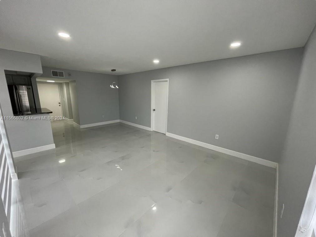 17500 NW 68th Ave D3008, Hialeah, Florida 33015, 2 Bedrooms Bedrooms, ,2 BathroomsBathrooms,Residentiallease,For Rent,17500 NW 68th Ave D3008,A11566802