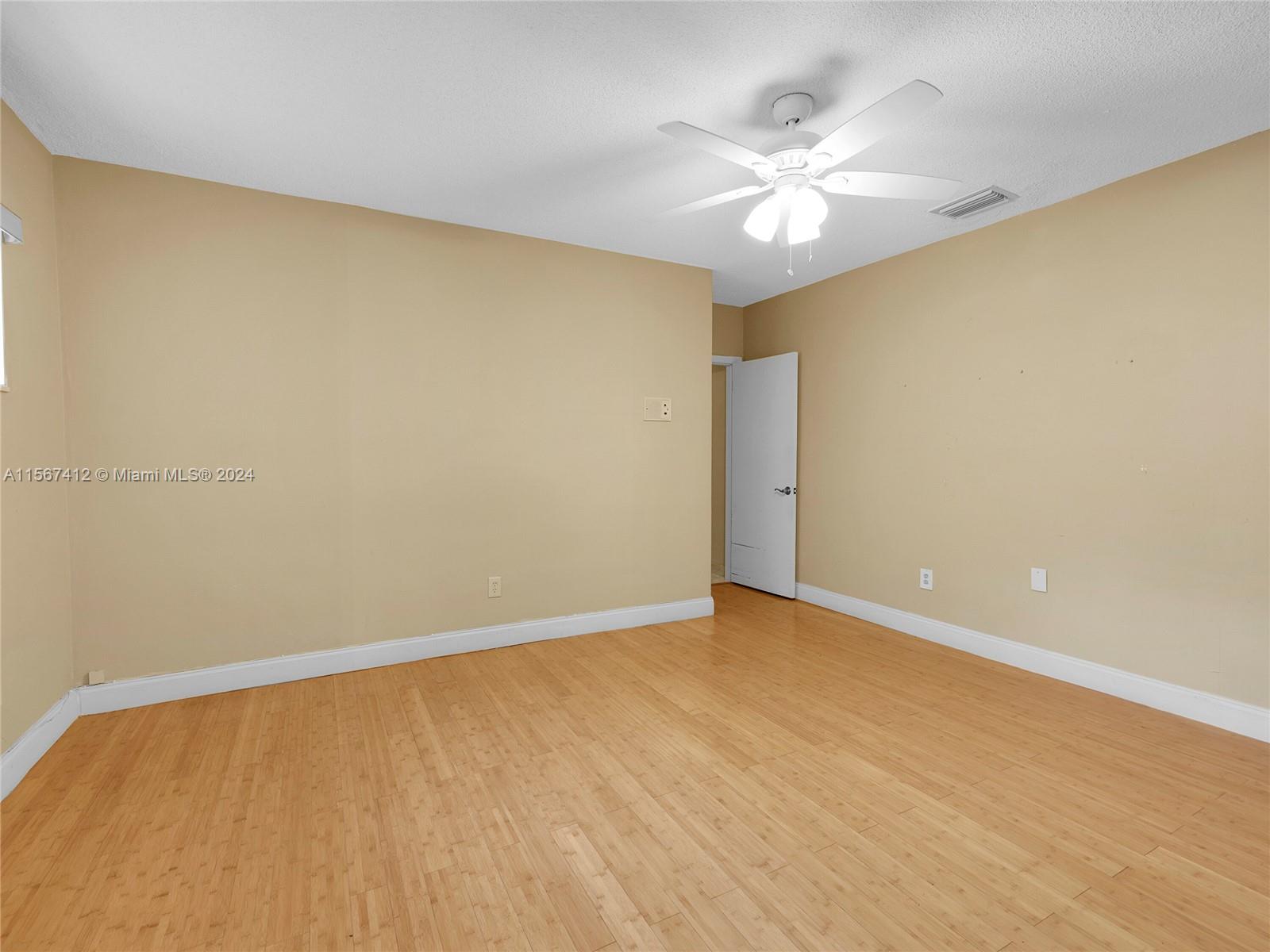 1109 Biarritz Dr, Miami Beach, Florida 33141, 3 Bedrooms Bedrooms, ,2 BathroomsBathrooms,Residentiallease,For Rent,1109 Biarritz Dr,A11567412