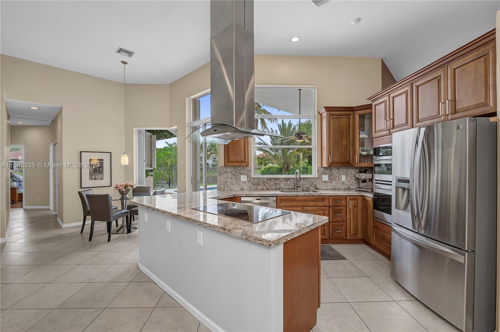 3263 Somerset, Weston, Florida 33332, 5 Bedrooms Bedrooms, ,3 BathroomsBathrooms,Residential,For Sale,3263 Somerset,A11566935