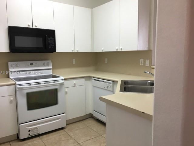 24075 SW 109th Ct, Homestead, Florida 33032, 4 Bedrooms Bedrooms, ,3 BathroomsBathrooms,Residentiallease,For Rent,24075 SW 109th Ct,A11567463