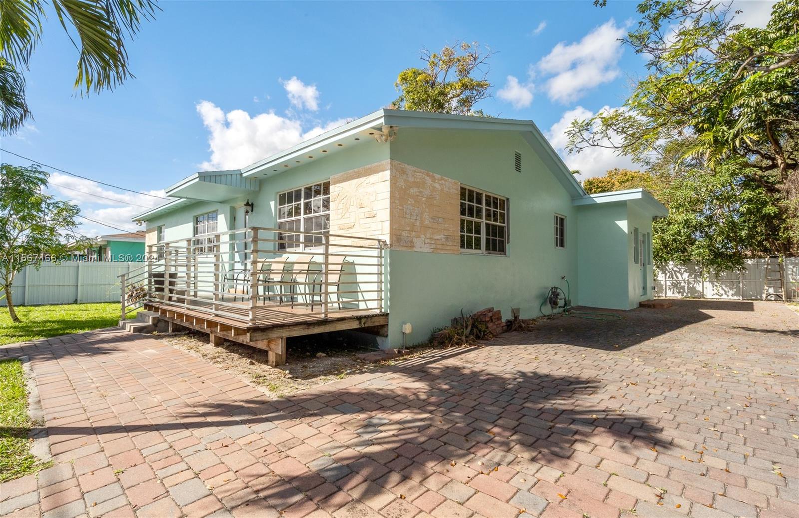 111 NE 68th Ter, Miami, Florida 33138, 3 Bedrooms Bedrooms, ,2 BathroomsBathrooms,Residentiallease,For Rent,111 NE 68th Ter,A11567466