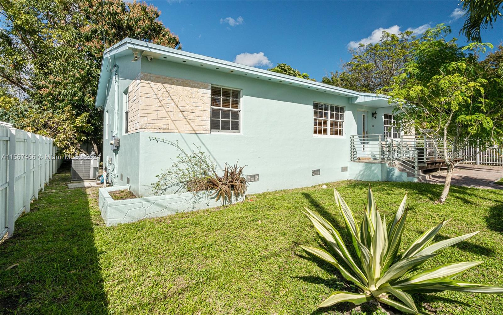 111 NE 68th Ter, Miami, Florida 33138, 3 Bedrooms Bedrooms, ,2 BathroomsBathrooms,Residentiallease,For Rent,111 NE 68th Ter,A11567466