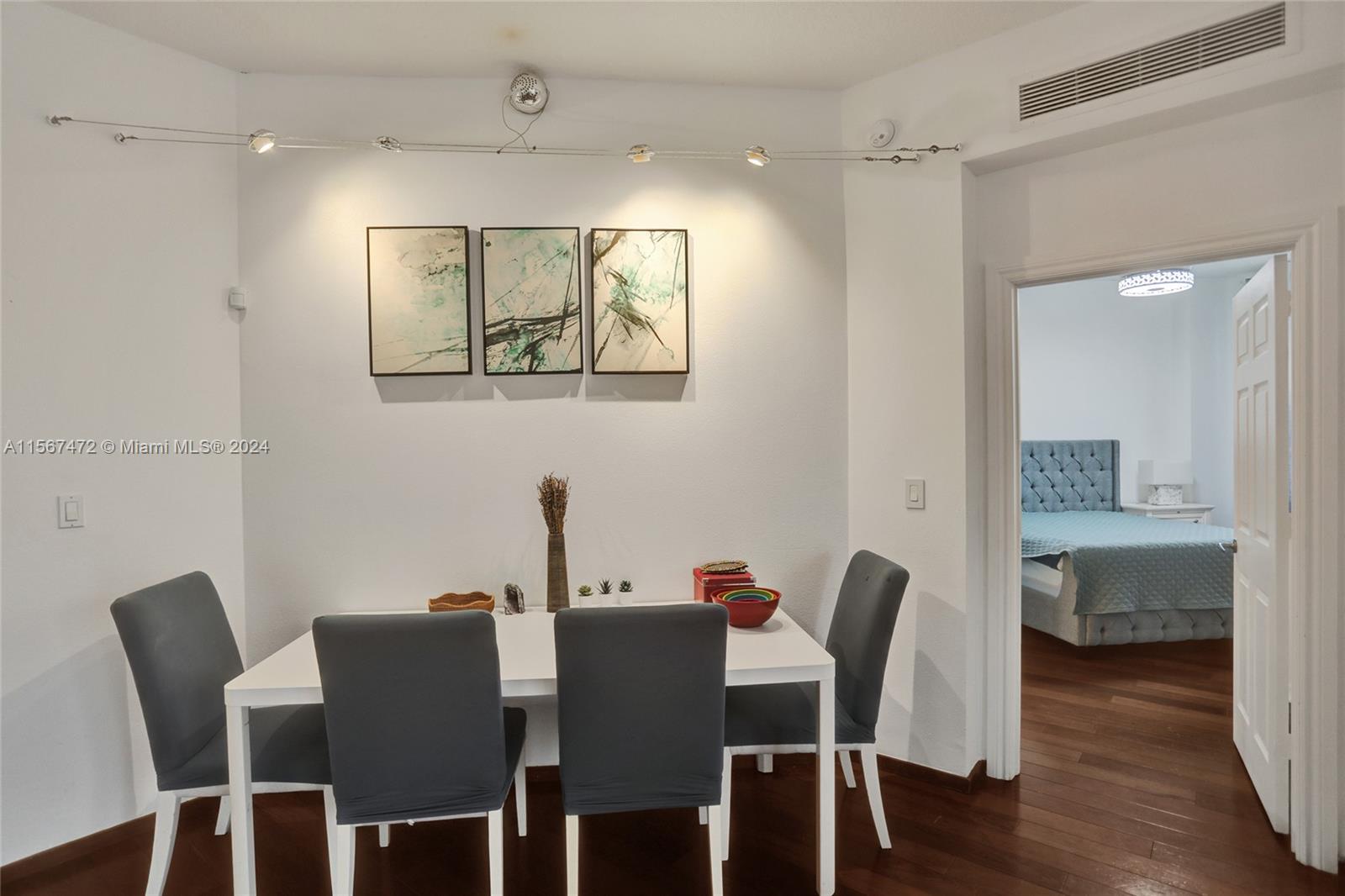 3001 NE 185th St 127, Aventura, Florida 33180, 3 Bedrooms Bedrooms, ,2 BathroomsBathrooms,Residentiallease,For Rent,3001 NE 185th St 127,A11567472