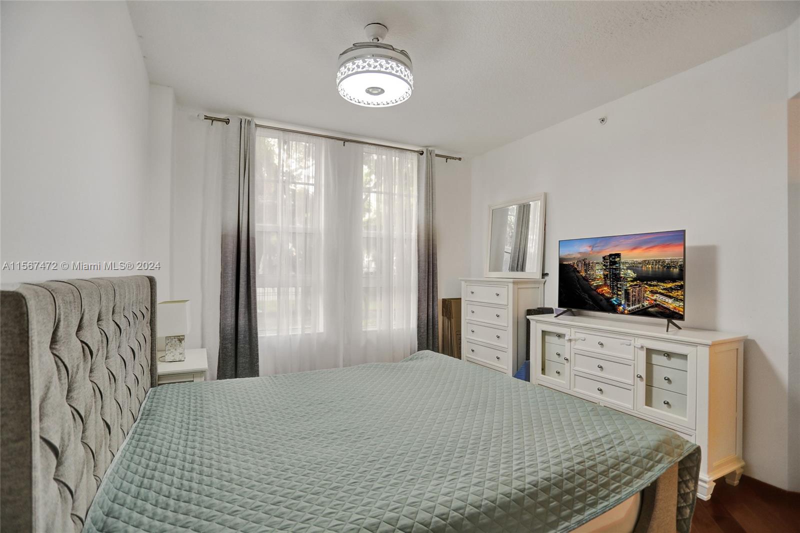 3001 NE 185th St 127, Aventura, Florida 33180, 3 Bedrooms Bedrooms, ,2 BathroomsBathrooms,Residentiallease,For Rent,3001 NE 185th St 127,A11567472