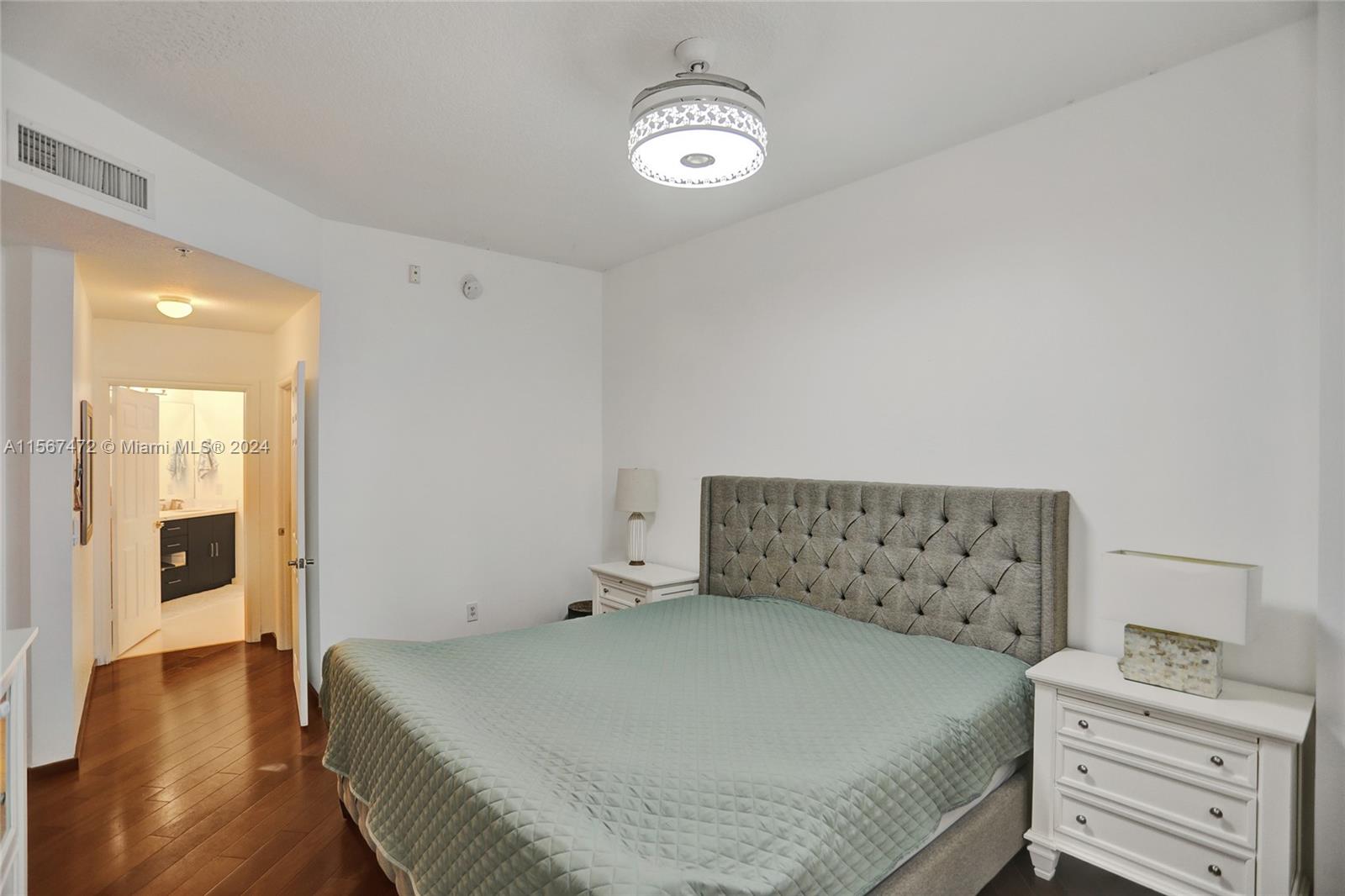 3001 NE 185th St 127, Aventura, Florida 33180, 3 Bedrooms Bedrooms, ,2 BathroomsBathrooms,Residentiallease,For Rent,3001 NE 185th St 127,A11567472