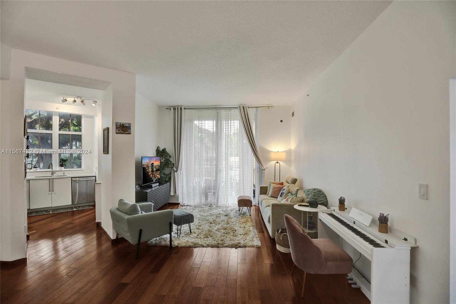 3001 NE 185th St 127, Aventura, Florida 33180, 3 Bedrooms Bedrooms, ,2 BathroomsBathrooms,Residentiallease,For Rent,3001 NE 185th St 127,A11567472