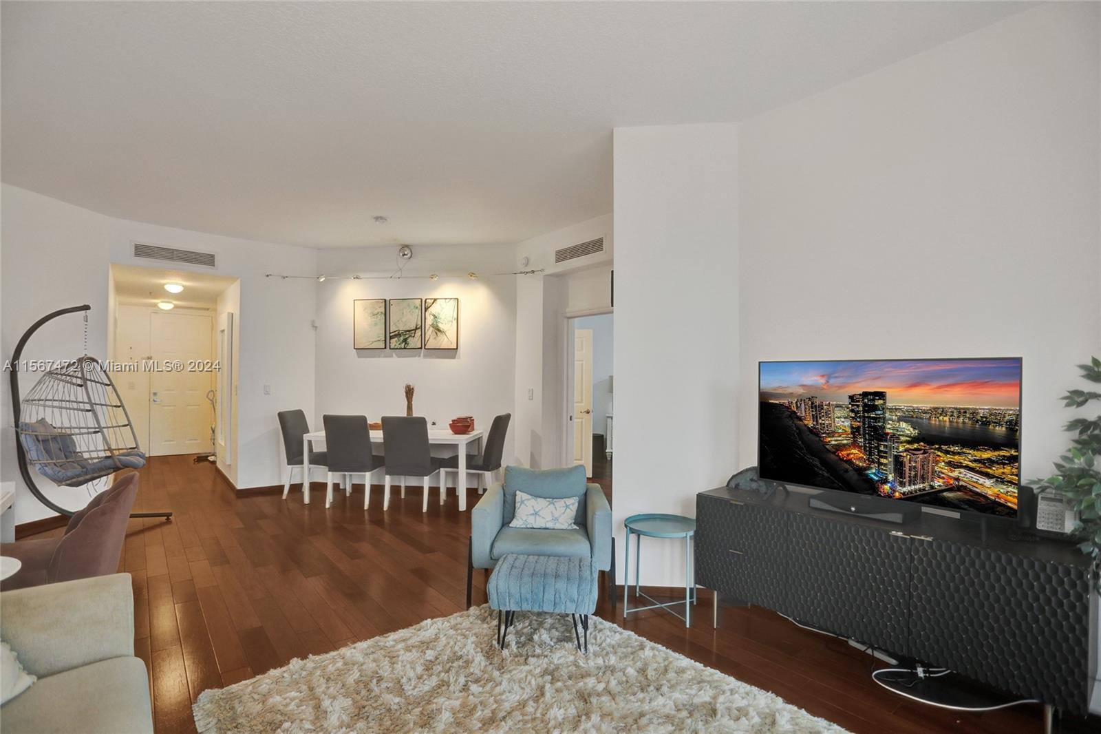 3001 NE 185th St 127, Aventura, Florida 33180, 3 Bedrooms Bedrooms, ,2 BathroomsBathrooms,Residentiallease,For Rent,3001 NE 185th St 127,A11567472