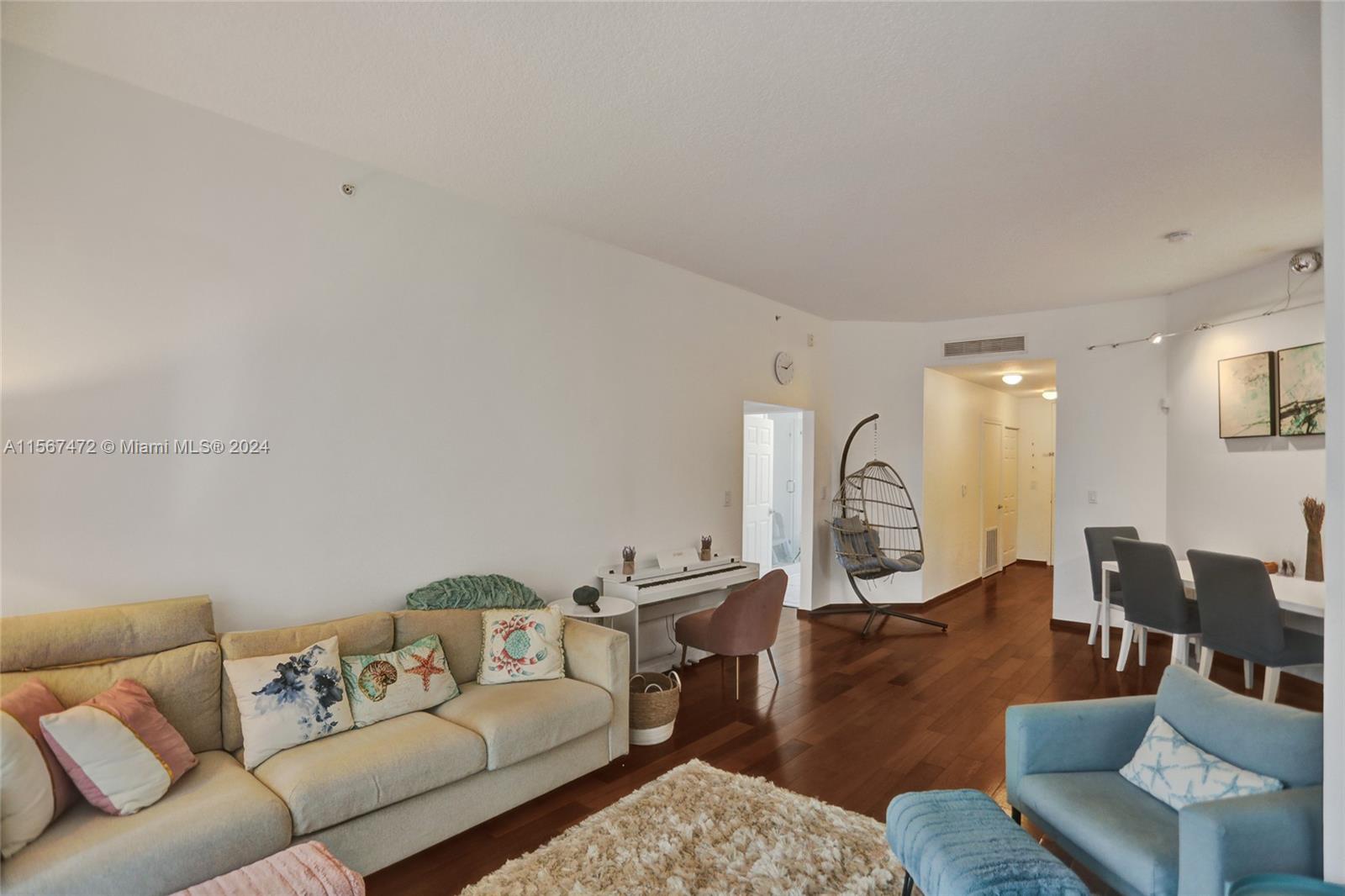 3001 NE 185th St 127, Aventura, Florida 33180, 3 Bedrooms Bedrooms, ,2 BathroomsBathrooms,Residentiallease,For Rent,3001 NE 185th St 127,A11567472