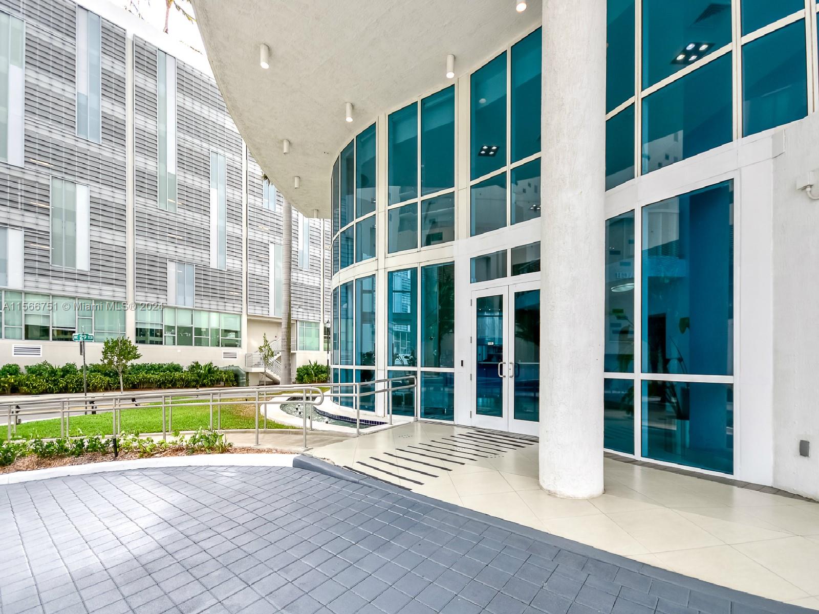 480 NE 30th St 1802, Miami, Florida 33137, 1 Bedroom Bedrooms, ,1 BathroomBathrooms,Residentiallease,For Rent,480 NE 30th St 1802,A11566751