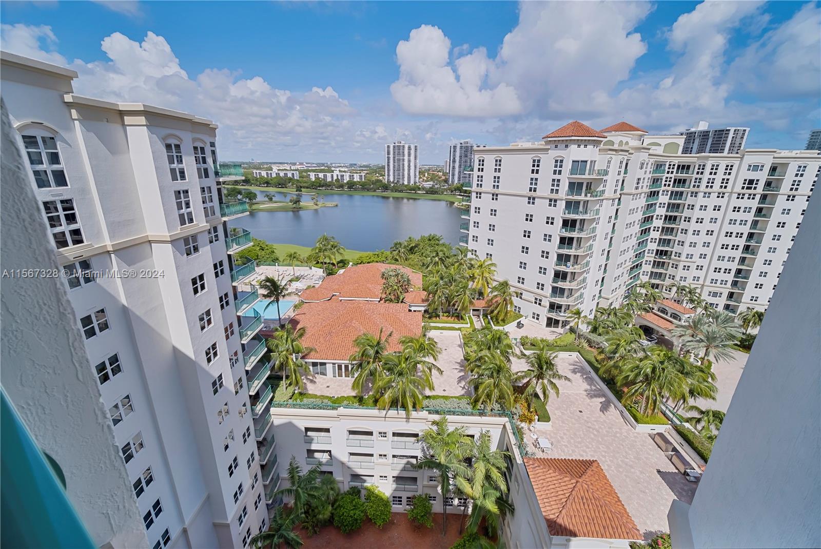 19900 E Country Club Dr TS18, Aventura, Florida 33180, 2 Bedrooms Bedrooms, ,2 BathroomsBathrooms,Residentiallease,For Rent,19900 E Country Club Dr TS18,A11567328