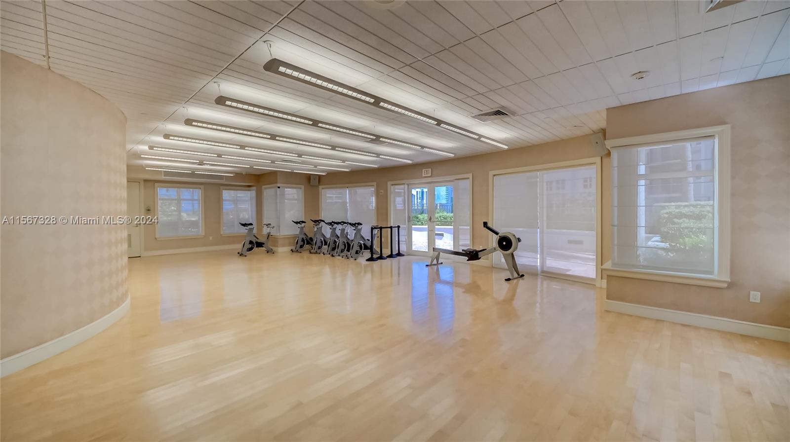 19900 E Country Club Dr TS18, Aventura, Florida 33180, 2 Bedrooms Bedrooms, ,2 BathroomsBathrooms,Residentiallease,For Rent,19900 E Country Club Dr TS18,A11567328