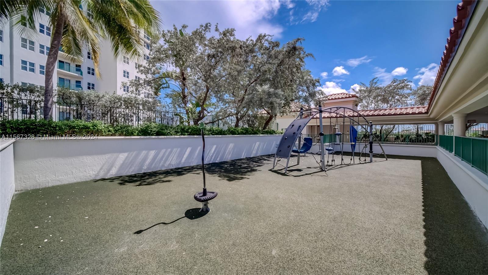 19900 E Country Club Dr TS18, Aventura, Florida 33180, 2 Bedrooms Bedrooms, ,2 BathroomsBathrooms,Residentiallease,For Rent,19900 E Country Club Dr TS18,A11567328