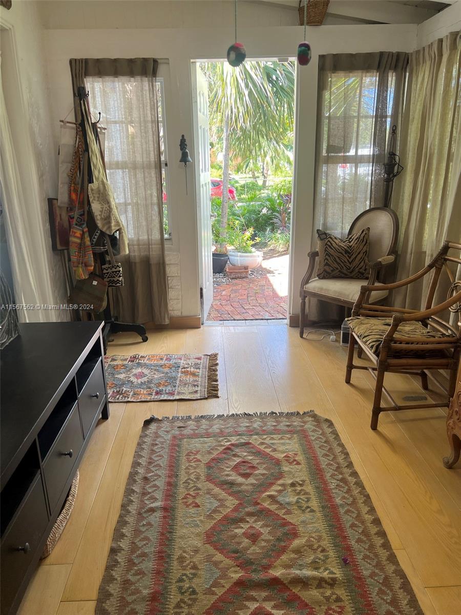 652 NE 77th St, Miami, Florida 33138, 4 Bedrooms Bedrooms, ,3 BathroomsBathrooms,Residentiallease,For Rent,652 NE 77th St,A11567562