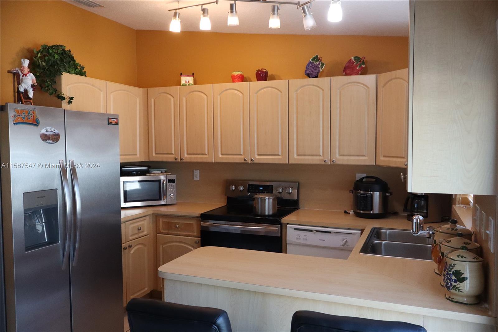 27654 SW 132nd Pl 0, Homestead, Florida 33032, 3 Bedrooms Bedrooms, ,2 BathroomsBathrooms,Residentiallease,For Rent,27654 SW 132nd Pl 0,A11567547