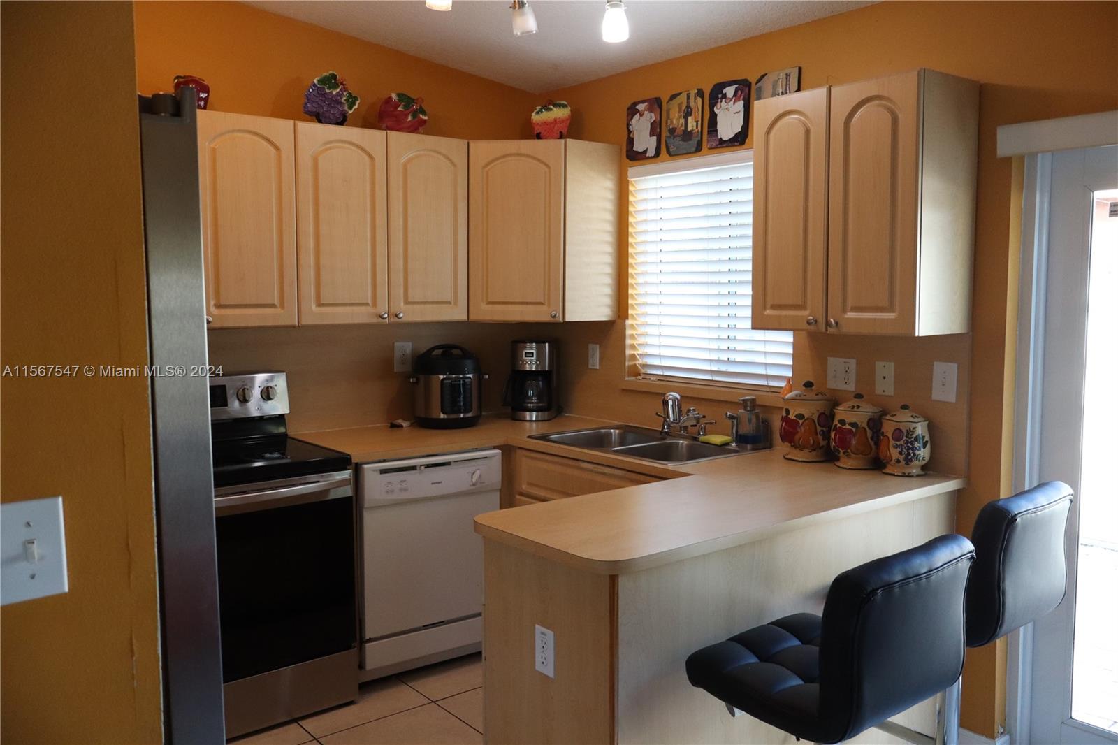 27654 SW 132nd Pl 0, Homestead, Florida 33032, 3 Bedrooms Bedrooms, ,2 BathroomsBathrooms,Residentiallease,For Rent,27654 SW 132nd Pl 0,A11567547